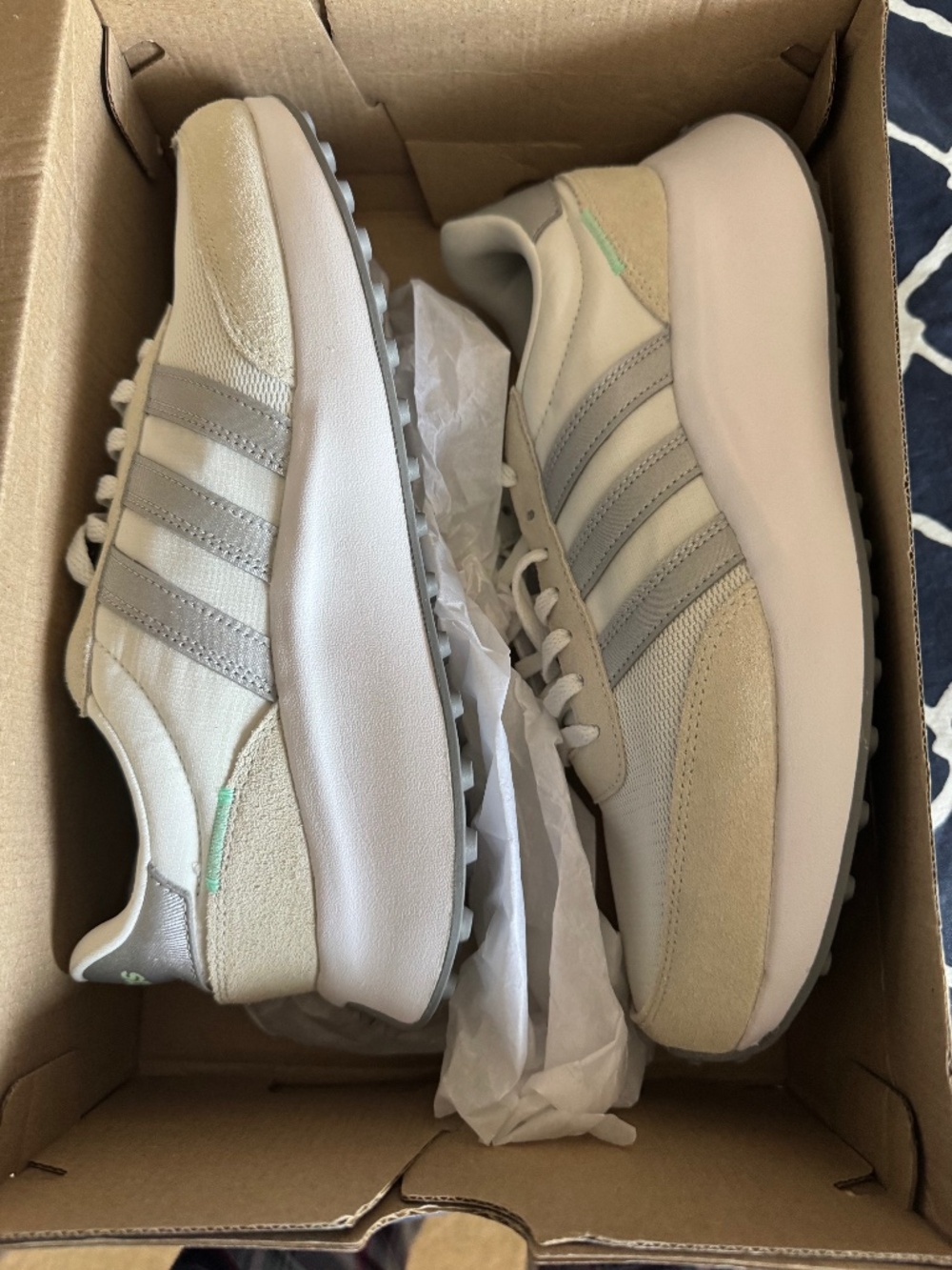 Adidas Run 70s athletic shoes women 9